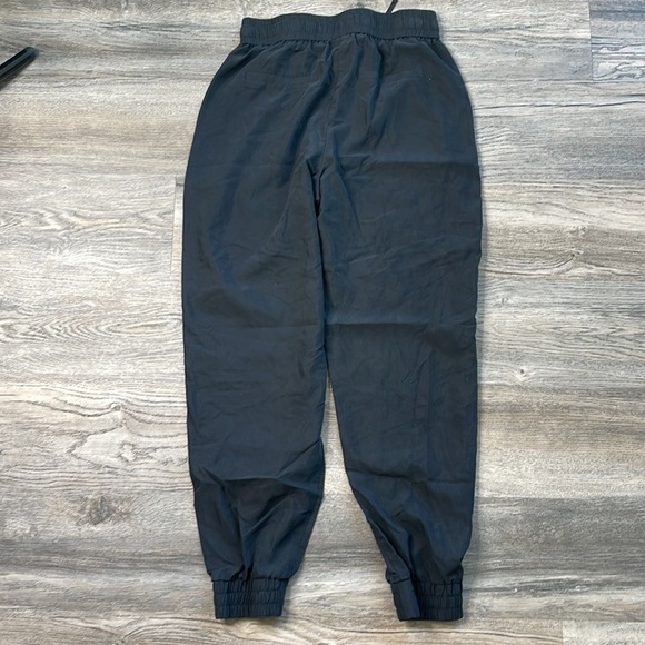 Express Women’s High Waisted Soft Drawstring Jogger Pant, size XS - Picture 11 of 12